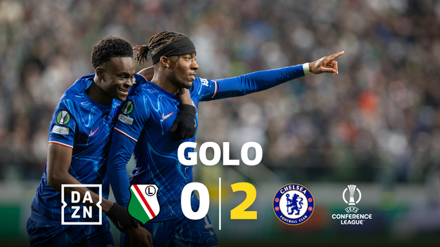 Guarda-redes do Legia começa jogada do golo do Chelsea (vídeo)