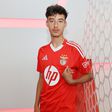 Benfica: jovem promessa assina contrato profissional