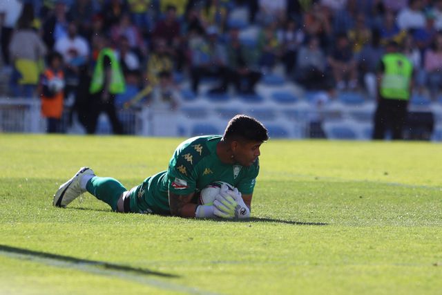 Estoril: dono da baliza ainda em dúvida para Famalicão