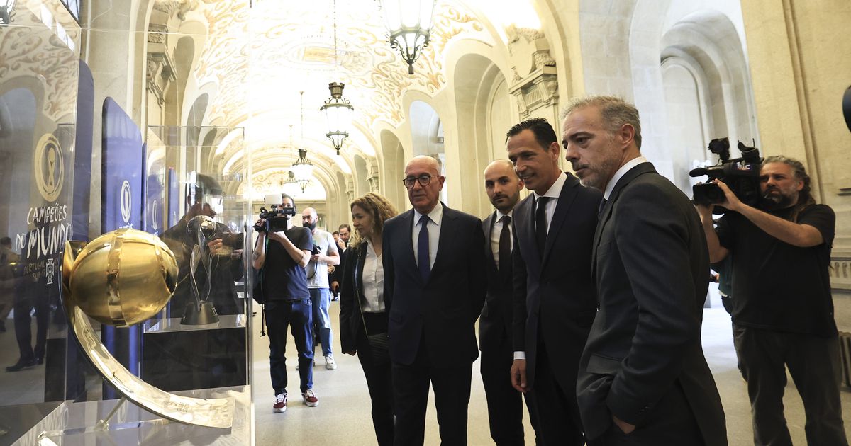 «Descentralização» no discurso da FPF e de Pedro Duarte, presidente da CM Porto