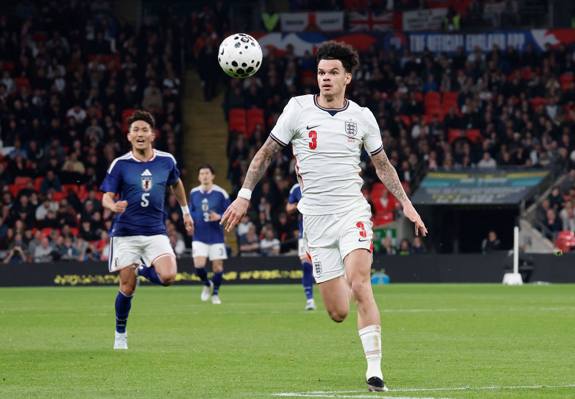 Nico O'Reilly (Inglaterra), médio de 21 anos do Manchester City - Foto: IMAGO