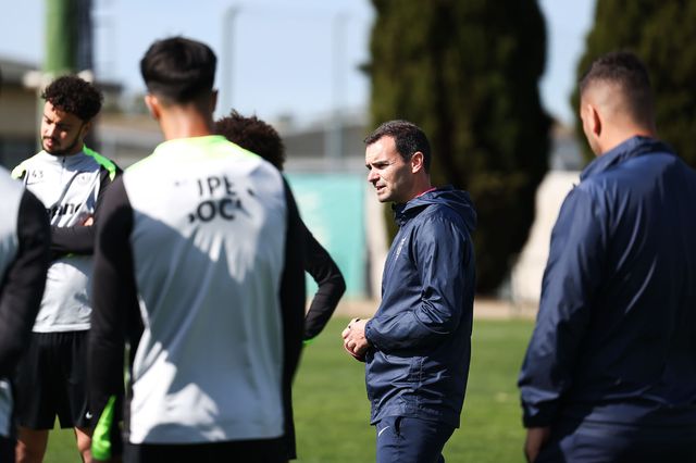 João Gião destaca semana limpa dos leões - Foto: SPORTING CP