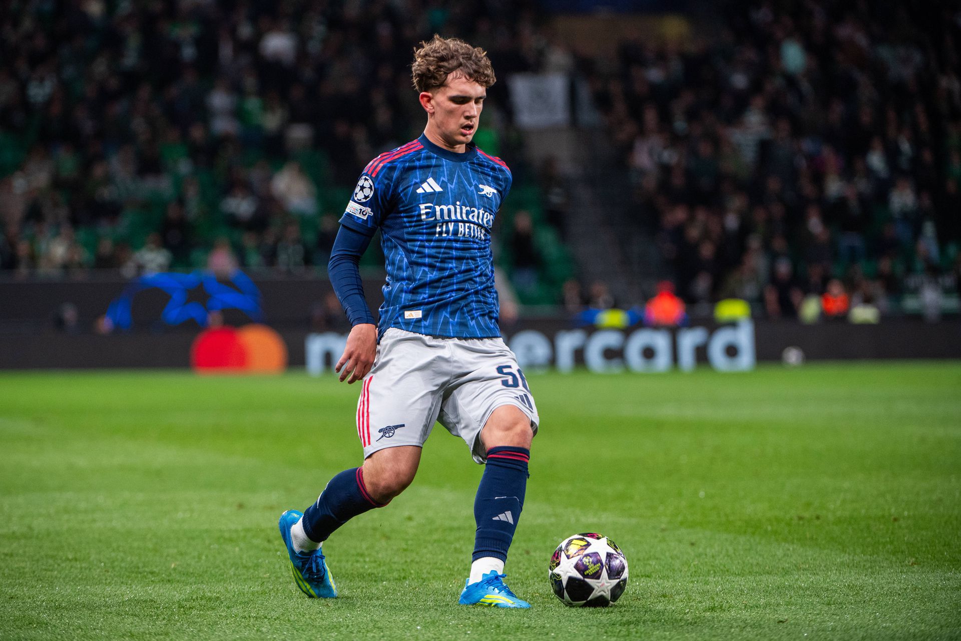 Max Dowman (Inglaterra), médio ofensivo de 16 anos do Arsenal - Foto: IMAGO