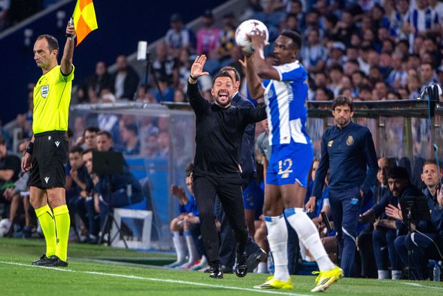 Farioli persegue ainda o primeiro troféu na carreira — Foto: IMAGO