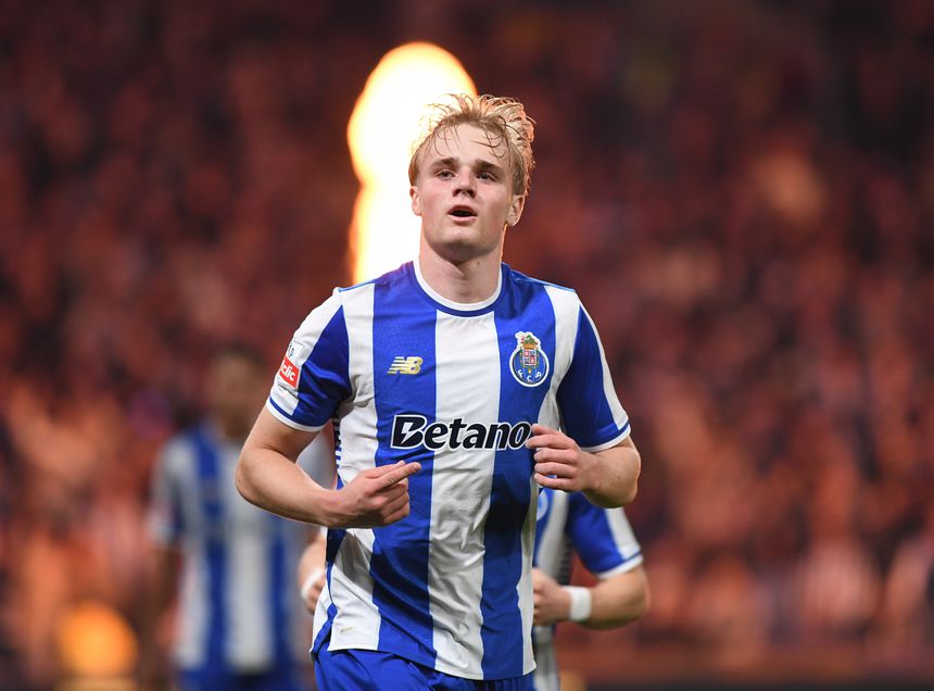 Dos 43 jogos de Froholdt pelos azuis e brancos, apenas sete foram como suplente utilizado - Foto: Rogério Ferreira/Kapta+