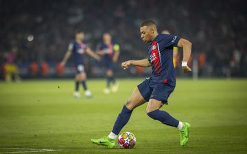 Oficial: Mbappé anuncia saída do PSG