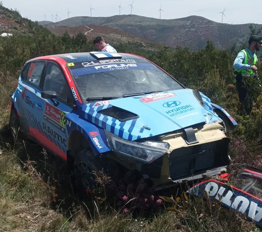 VÍDEO: incrível despiste obriga ao abandono de Suninen do Rally de Portugal