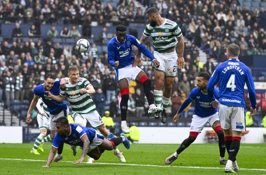 Celtic vence rival Rangers e o título está muito perto
