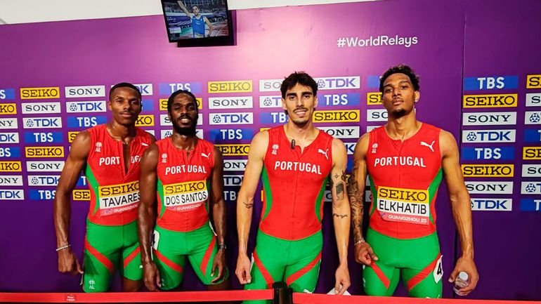 Quarteto bate recorde, está na final e vai ao Mundial