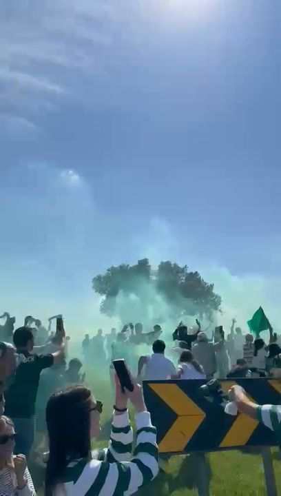 Loucura na saída do Sporting de Alcochete