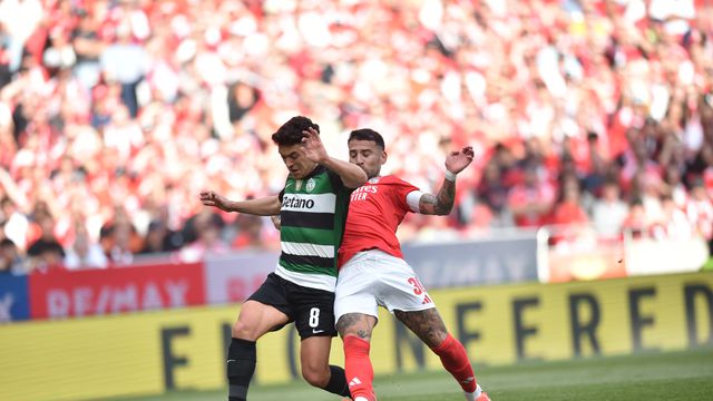 Lance polémico entre Otamendi e Pedro Gonçalves no Benfica-Sporting (Miguel Nunes)