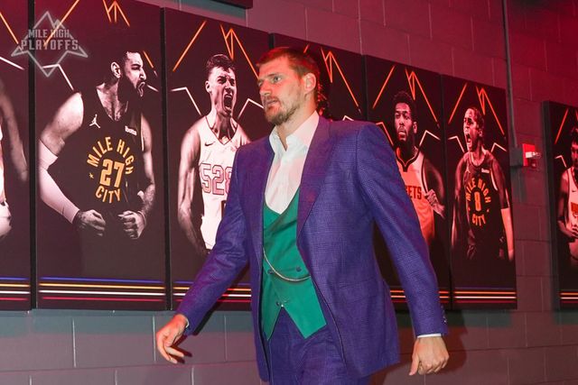 NBA: Jokic voltou a ser (mesmo) Joker antes do terceiro jogo da série