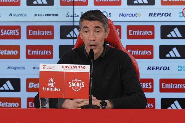 Lage revela o que disse ao árbitro no final do dérbi