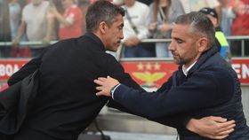 Benfica atirou a toalha ao chão?