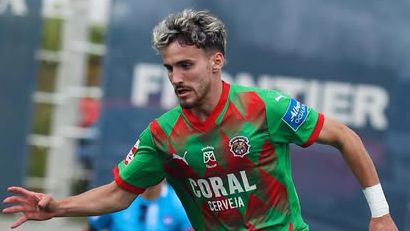 Liga 2: Oliveirense empata e adia decisão da manutenção para a última jornada
