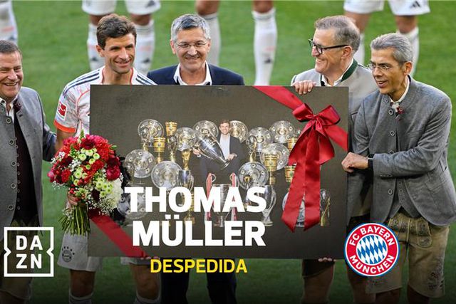 Arrepiante adeus de uma lenda: Muller homenageado pelo Bayern Munique