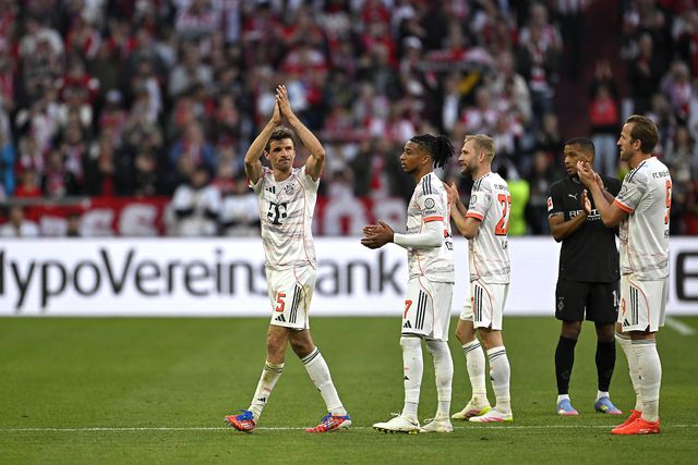 Muller despede-se dos adeptos na Allianz Arena