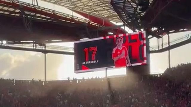 Golo de Akturkoglu leva as bancadas da Luz à loucura!