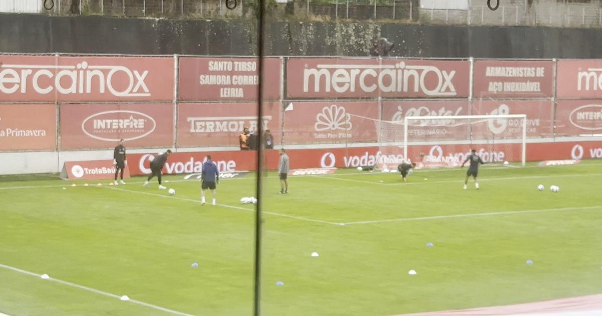 Aquecimento dos guarda-redes do FC Porto