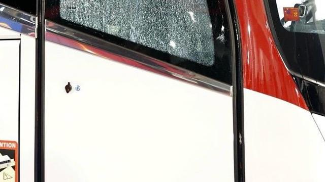 Autocarro do Real Madrid apedrejado antes do clássico com o Barcelona
