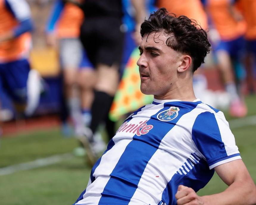 Gustavo Guerra marcou golo da vitória do FC Porto em sub-17 - foto: Instagram/fc portoyouth