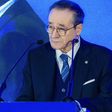FC Porto assinala aniversário de António Oliveira