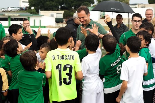 Fotos: Frederico Varandas visita a Academia Sporting Olivais Sul