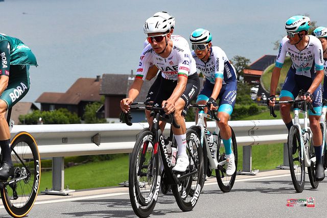 Volta à Suíça: Rui Costa em 5.º na etapa, Almeida sobe ao pódio da geral