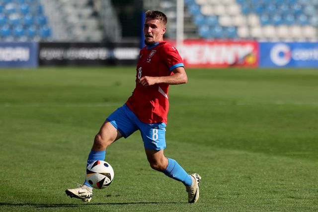 Afinal, Sadilek caiu de triciclo, em brincadeira que envolvia... Jurásek