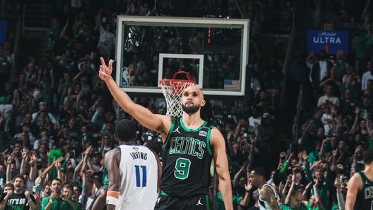 Boston Celtics vencem Dallas Mavericks e aumentam vantagem na final para 2-0