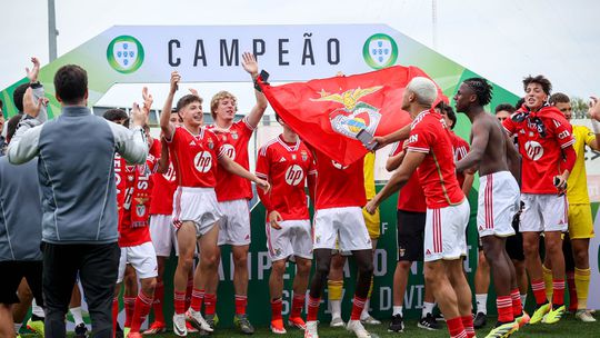 Juvenis: Benfica sagra-se bicampeão nacional