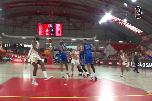 Benfica campeão frente ao FC Porto: os melhores momentos da partida na Luz