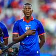 Jogadores do Haiti com o equipamento principal do Mundial 2026