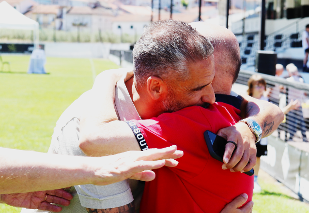 Muitos abraços a Rui Borges - Foto: SC MIRANDELA