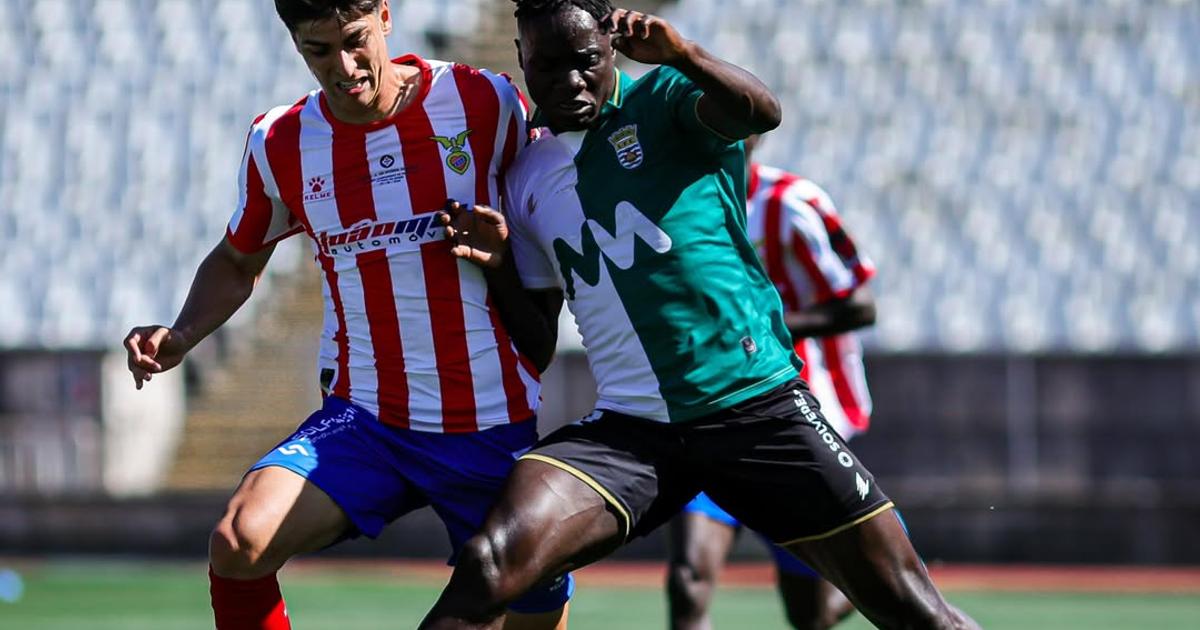 Jamor pintado a verde e branco: Leça conquista o Campeonato 