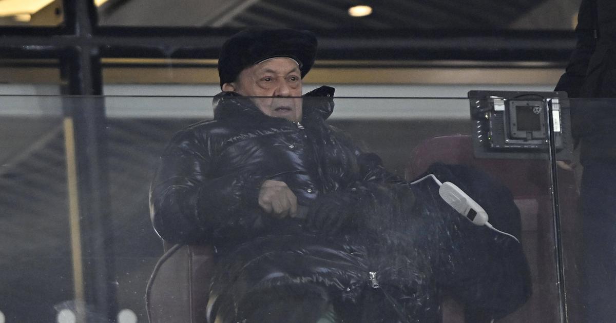Dono do West Ham foi proibido de contactar equipas