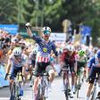 'Capitão América' vence no Tour Auvergne, João Almeida volta a ceder tempo