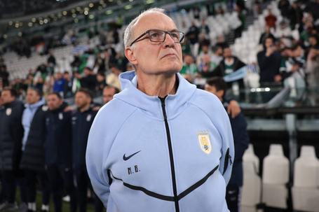 Marcelo Bielsa, selecionador do Uruguai - Foto: IMAGO