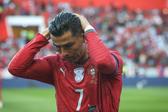 Ronaldo com as mãos na cabeça - Foto: ANTÓNIO PEDRO SANTOS/LUSA