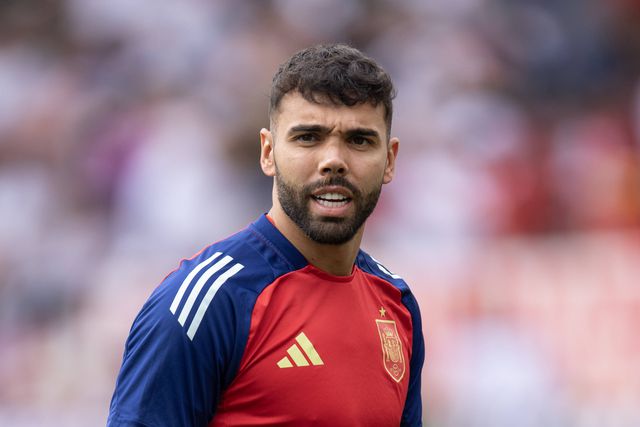 Era tão pequeno que o treinador queria pendurá-lo no teto