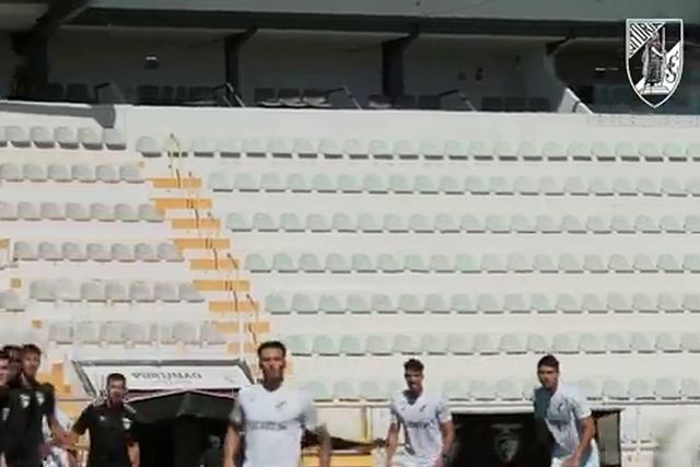 Nuno Santos e Borevkovic marcaram pelo V. Guimarães frente ao Portimonense em particular