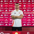 Oficial: Roma anuncia segundo reforço da temporada