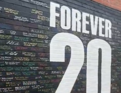 Há um novo mural de homenagem a Diogo Jota em Anfield (vídeo)