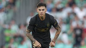 Benfica luta por Barrenechea mas tem (forte) concorrência