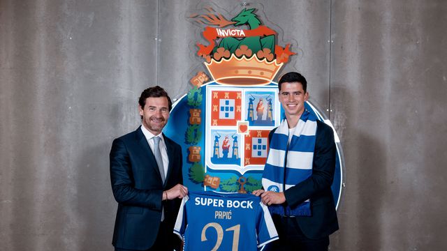 André Villas-Boas com Prpic. Foto: FC Porto