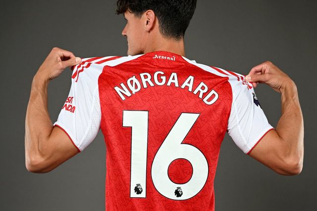 Mercado: Arsenal anuncia reforço escandinavo e... não é Gyokeres