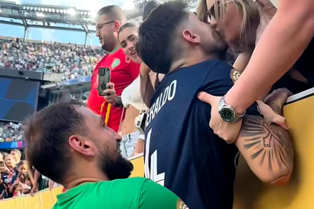 Donnarumma segura Beraldo