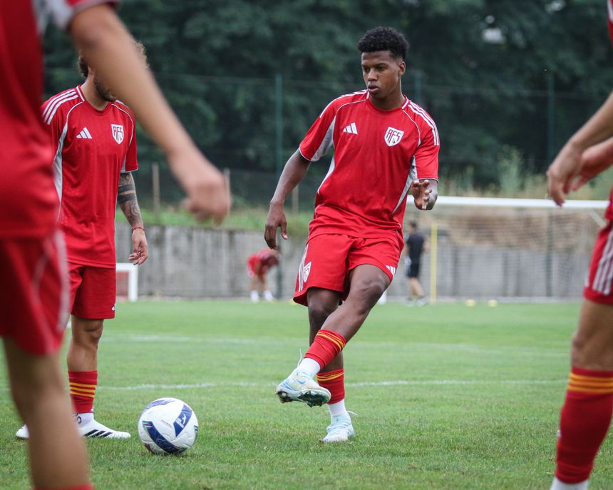 John Mercado regressou ao trabalho. Foto Aves SAD
