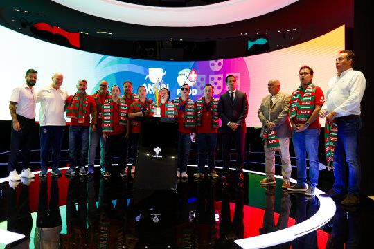 Campeões europeus de futsal com Síndrome de Down recebidos na FPF