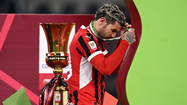 Theo Hernández despede-se e critica dirigentes do Milan